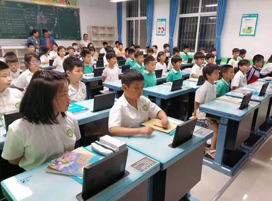 曲周縣酈商小學(xué)